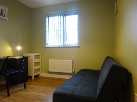 2 bedroom Flat to let in Herbert James Close, Smethwick, B66