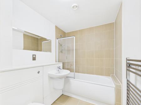 1 bedroom Flat to let in Bromsgrove Street, City Centre, Birmingham, B5