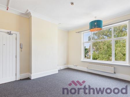 1 bedroom Flat to let in Dyott Road, Moseley, Birmingham, B13