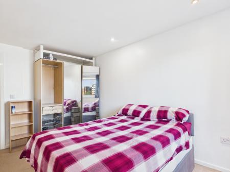 1 bedroom Flat for sale in Masshouse Plaza, Birmingham, B5
