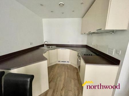 2 bedroom Flat to let in Essex Street, City Centre, Birmingham, B5