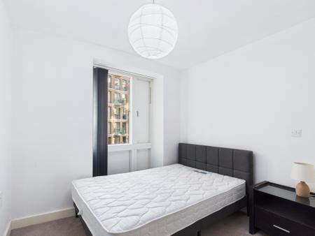2 bedroom Flat to let in Essex Street, City Centre, Birmingham, B5