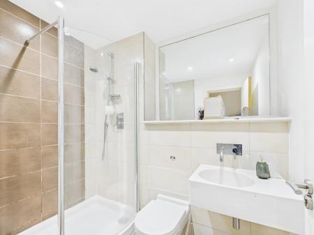 2 bedroom Flat for sale in Essex Street, City Centre, Birmingham, B5