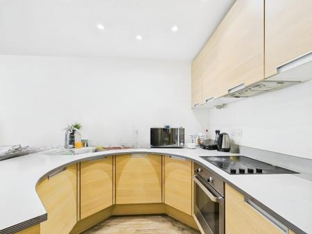2 bedroom Flat for sale in Essex Street, City Centre, Birmingham, B5