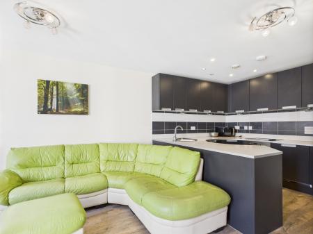 2 bedroom Flat to let in Essex Street, City Centre, Birmingham, B5
