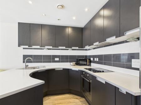 2 bedroom Flat to let in Essex Street, City Centre, Birmingham, B5