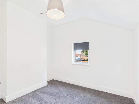 2 bedroom Flat to let in Sandon Road, Harborne, Birmingham, B17
