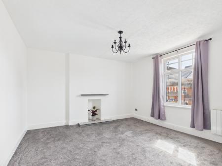 2 bedroom Flat to let in Sandon Road, Harborne, Birmingham, B17