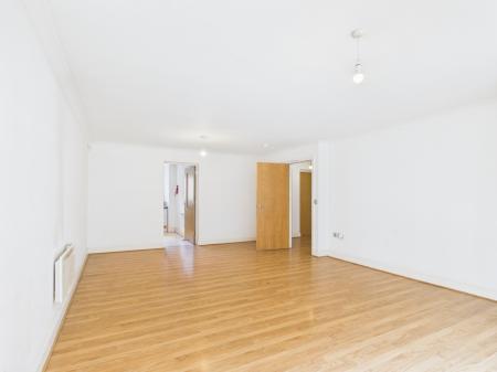 3 bedroom Flat for sale in 10 Townsend Way, City Centre, Birmingham, B1