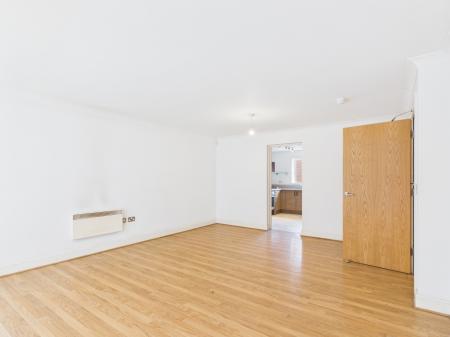 3 bedroom Flat for sale in 10 Townsend Way, City Centre, Birmingham, B1
