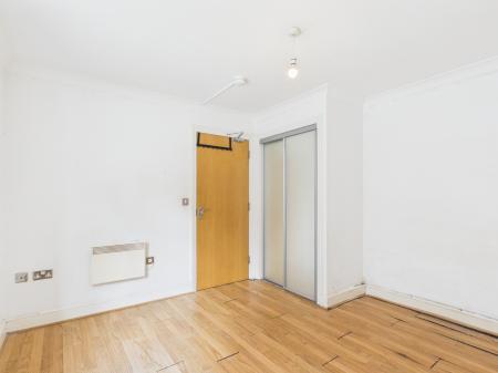 3 bedroom Flat for sale in 10 Townsend Way, City Centre, Birmingham, B1