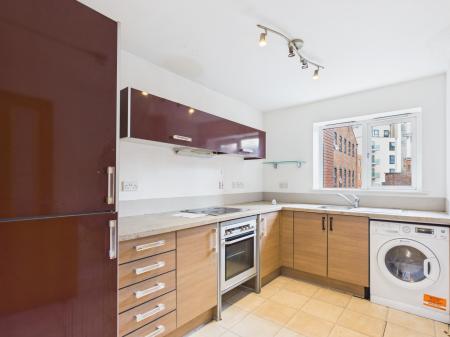 3 bedroom Flat for sale in 10 Townsend Way, City Centre, Birmingham, B1