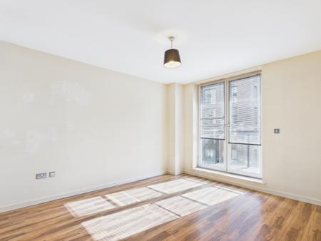 1 bedroom Flat to let in Bromsgrove Street, City Centre, Birmingham, B5