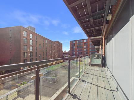 1 bedroom Flat to let in Bromsgrove Street, City Centre, Birmingham, B5