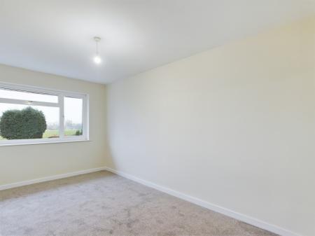 3 bedroom Semi-detached house to let in Reddicap Heath Road, Sutton Coldfield, B75