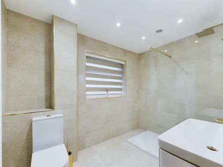3 bedroom Semi-detached house to let in Reddicap Heath Road, Sutton Coldfield, B75