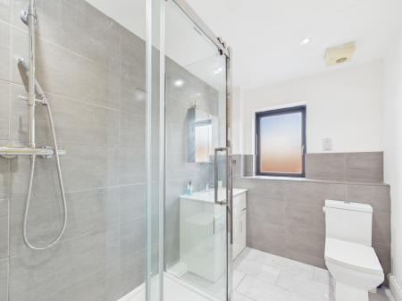 2 bedroom Flat for sale in Rickman Drive, Birmingham, B15