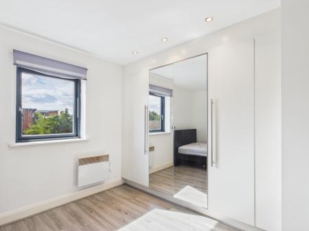 2 bedroom Flat for sale in Rickman Drive, Birmingham, B15