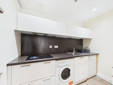 1 bedroom Flat to let in Southside Development, City Centre, Birmingham, B5
