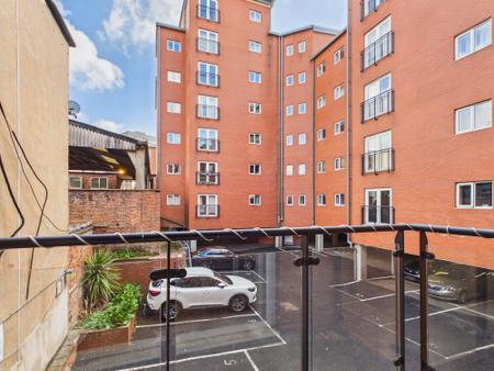 2 bedroom Flat for sale in Townsend Way, City Centre, Birmingham, B1