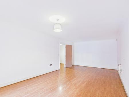 2 bedroom Flat for sale in Townsend Way, City Centre, Birmingham, B1