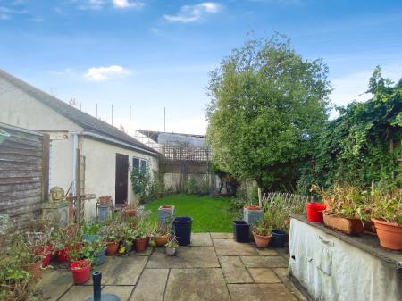 3 bedroom End of terrace house for sale in Petherton Road, Bristol, BS14