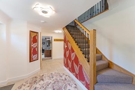 6 bedroom Detached house for sale in Queens Drive, Taunton, TA1