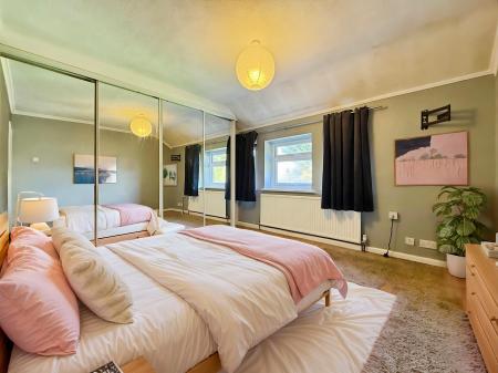 3 bedroom Semi-detached house for sale in Bishopsworth Road, Bedminster Down, Bristol, BS13