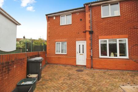 1 bedroom Semi-detached house to let in Bridgwater Road, Bedminster Down, Bristol, BS13