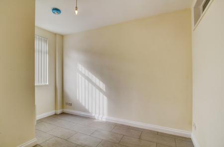 1 bedroom Flat to let in Montrose Park, Brislington, Bristol, BS4