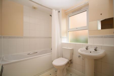 1 bedroom Flat share to let in Squires Court, Bedminster, Bristol, BS3