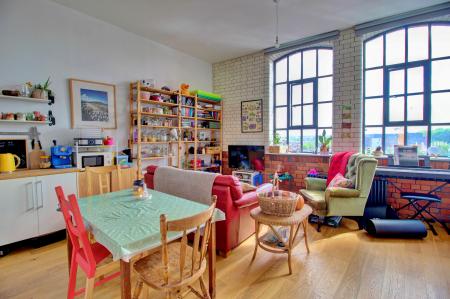 1 bedroom Flat to let in Norfolk Place, Bedminster, Bristol, BS3