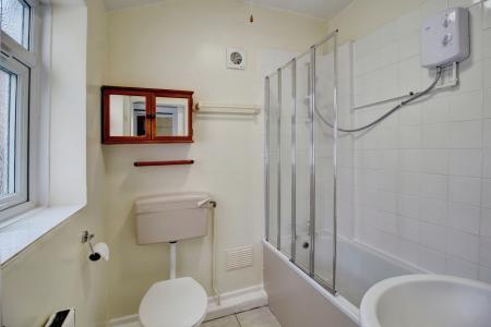 2 bedroom Terraced House to let in Hebron Road, Bedminster, Bristol, BS3