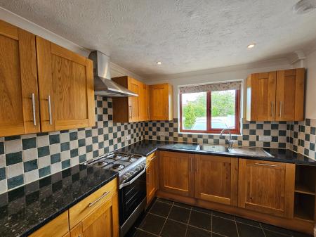 3 bedroom Terraced House to let in The Old Water Gardens, Blagdon, BS40