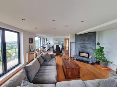 3 bedroom Detached house to let in Ham Lane, Dundry, BS41