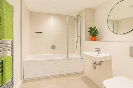 2 bedroom Flat to let in Paintworks, Arnos Vale, Bristol, BS4