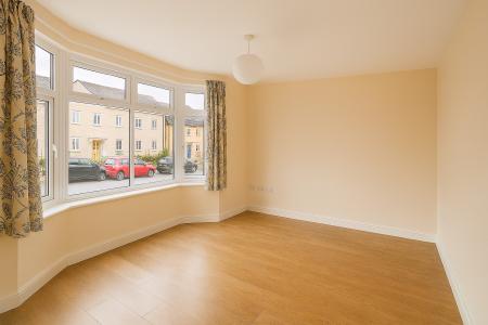 3 bedroom Semi-detached house to let in Whitefield Road, Speedwell, Bristol, BS5