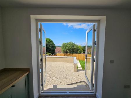 3 bedroom Cottage to let in 6 High Street, Backwell, BS29