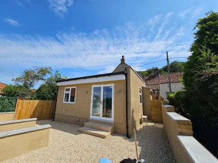 3 bedroom Cottage to let in 6 High Street, Backwell, BS29