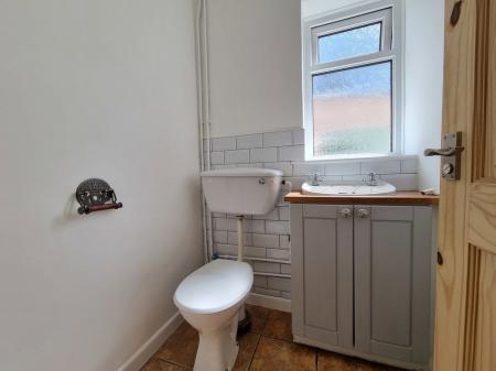 4 bedroom Semi-detached house to let in Brooklyn, Wrington, BS40