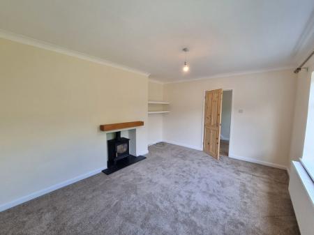4 bedroom Semi-detached house to let in Brooklyn, Wrington, BS40