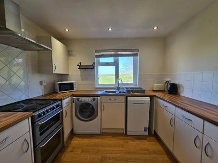 1 bedroom Flat to let in Church Lane, Wedmore, BS28
