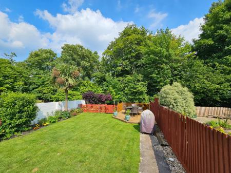 3 bedroom Semi-detached house to let in Cliff Street, Cheddar, BS27