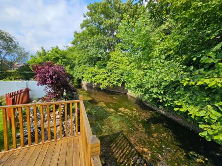 3 bedroom Semi-detached house to let in Cliff Street, Cheddar, BS27