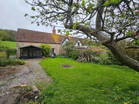 2 bedroom Cottage to let in Rackley Lane, Compton Bishop, BS26