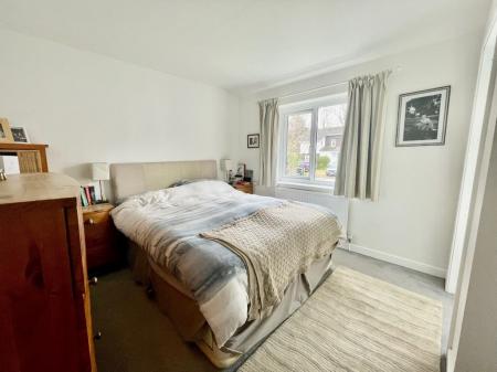 4 bedroom Detached house to let in Fairfield Close, Backwell, BS48