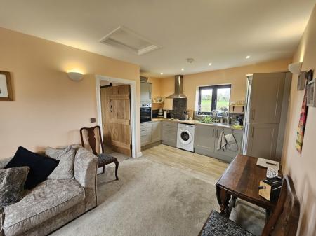 1 bedroom Barn Conversion to let in Cheddar Road, Cocklake, BS28