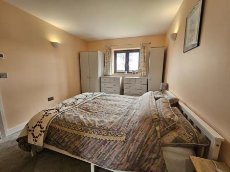 1 bedroom Barn Conversion to let in Cheddar Road, Cocklake, BS28