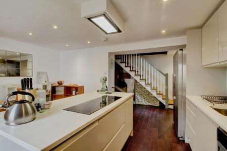 2 bedroom Flat to let in Victoria Walk, Cotham, Bristol, BS6