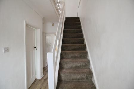 3 bedroom Semi-detached house to let in Lees Hill, Kingswood, Bristol, BS15